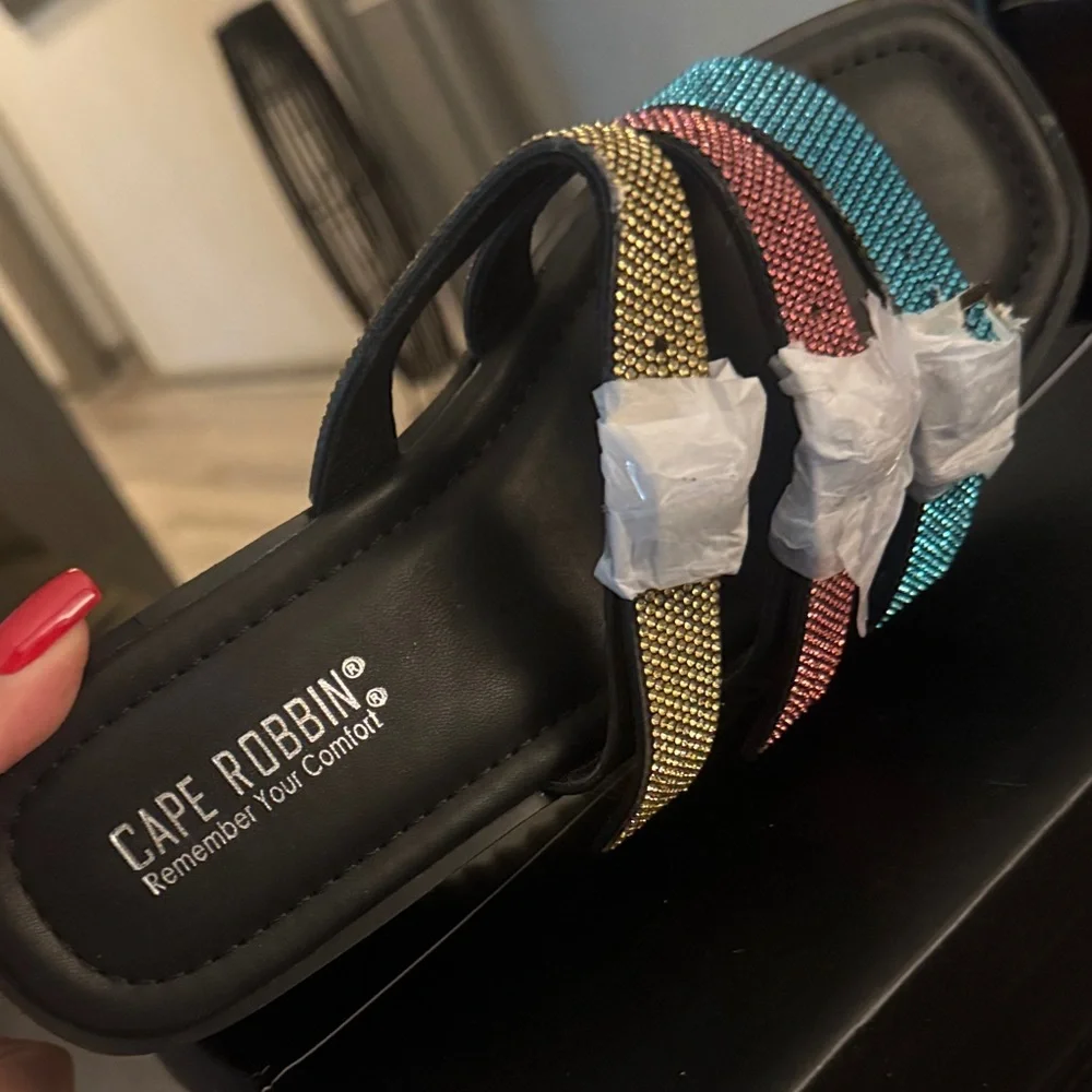 😎Cape Robbin Yellow, Coral & Teal Triple-Strap Platform Slide☀️BRAND NEW IN BOX